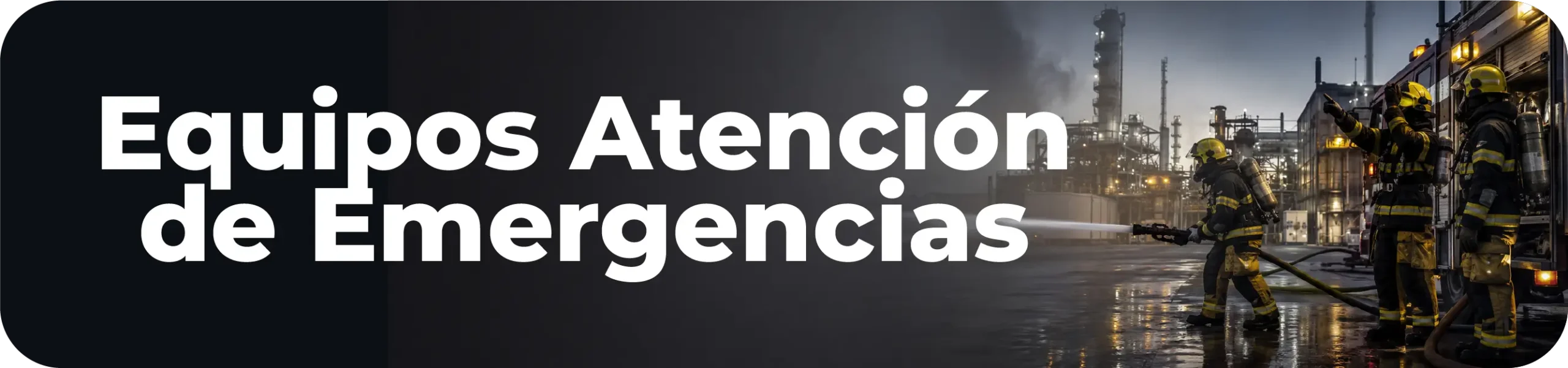 Equipos para emergencias industriales operados por brigadistas con protección respiratoria en una refinería