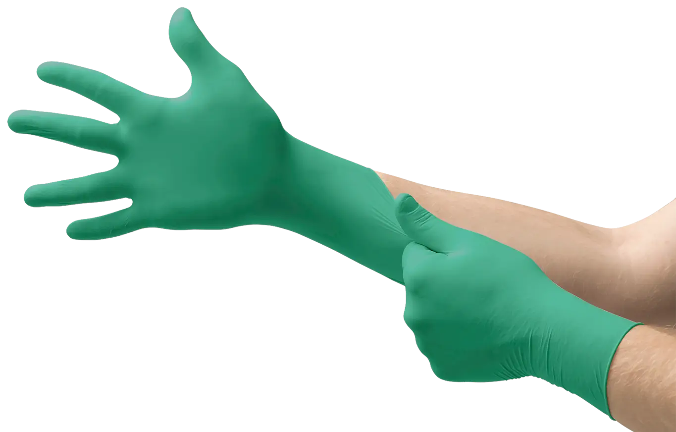 Guantes nitrilo químicos desechables Ansell TouchNTuff 92-600 mostrando ajuste y elasticidad.